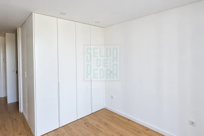 Apartamento T1 para Arrendamento em Paranhos