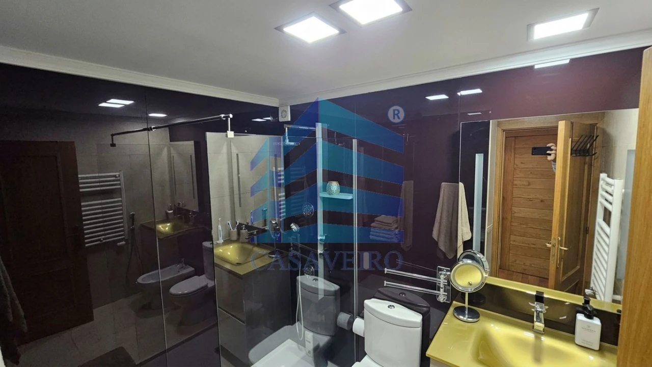 Moradia T3 para Venda em Aradas Foto 13