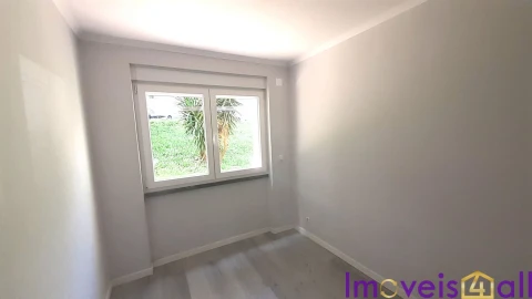 Apartamento T2 para Venda em Benfica