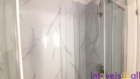 Apartamento T2 para Venda em Benfica
