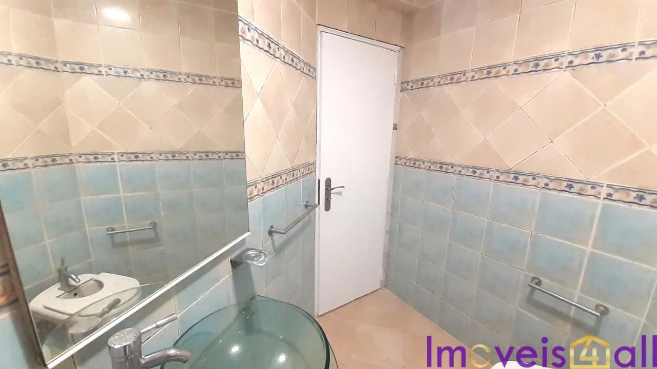 Apartamento T2 para Venda em Algueirão-Mem Martins Foto 20