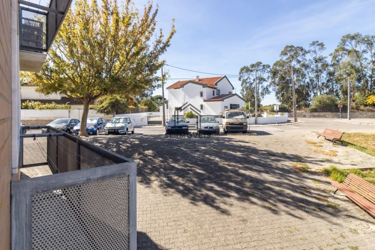 Apartamento T2 para Venda em Seixal, Arrentela e Aldeia de Paio Pires Foto 33