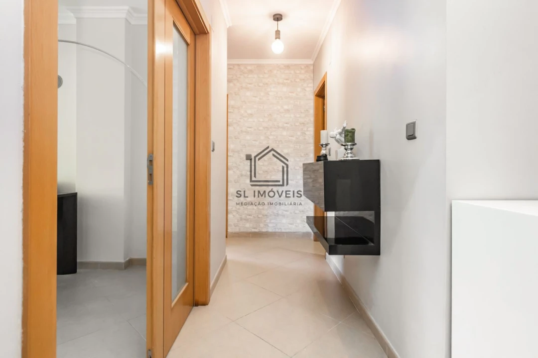 Apartamento T2 para Venda em Seixal, Arrentela e Aldeia de Paio Pires Foto 6