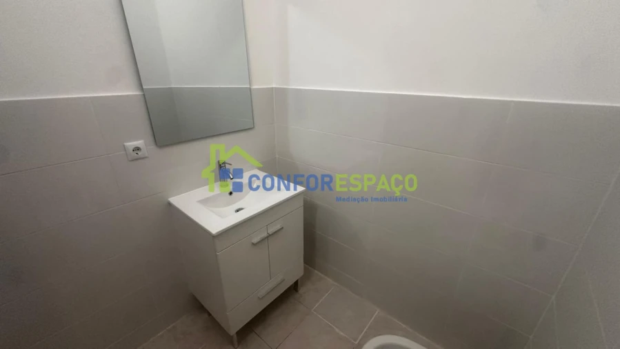 Loja para Arrendamento em Castelo Branco Foto 7
