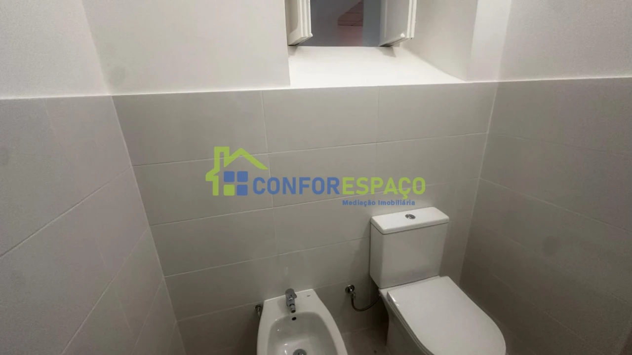 Loja para Arrendamento em Castelo Branco Foto 9
