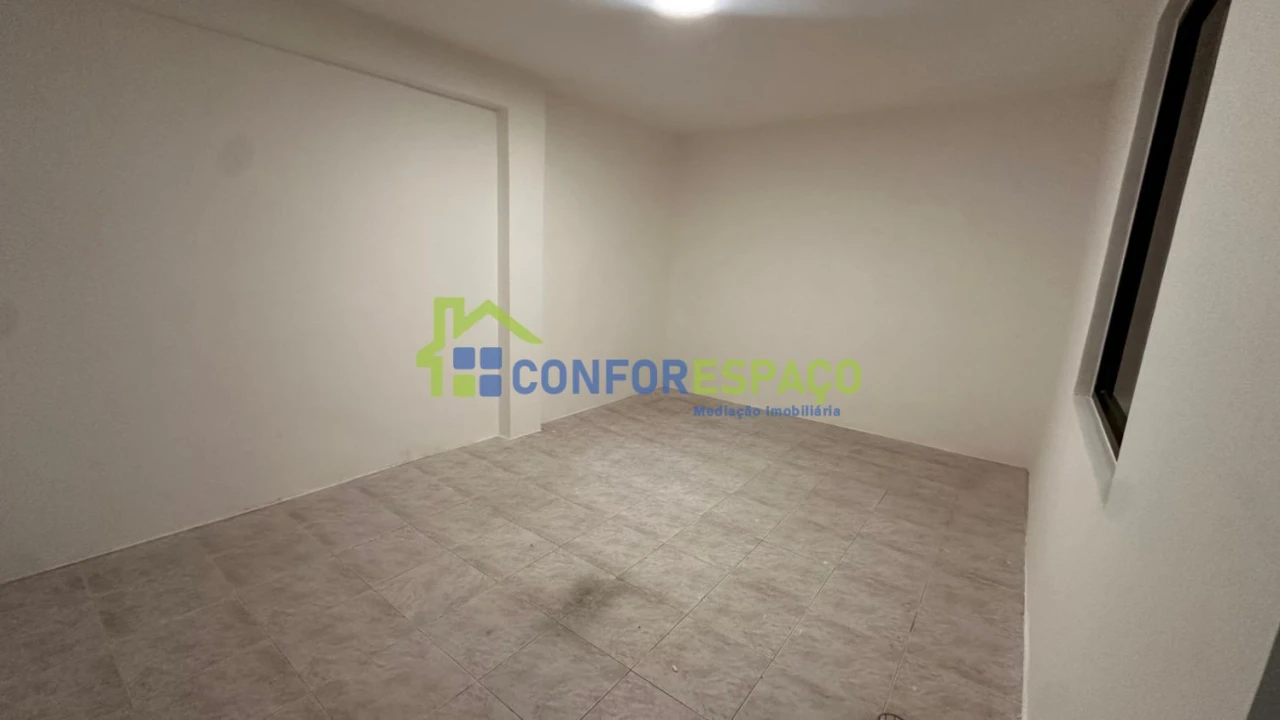 Loja para Arrendamento em Castelo Branco Foto 5