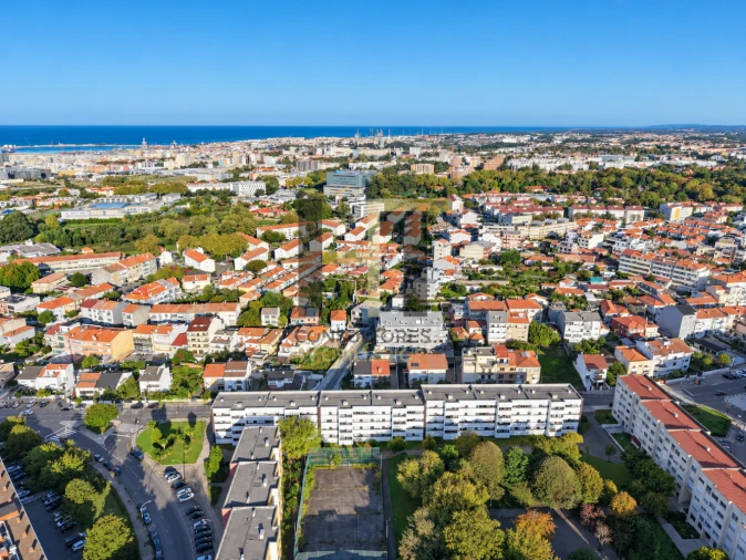 Apartamento T3 para Venda em Aldoar, Foz do Douro e Nevogilde Foto 30
