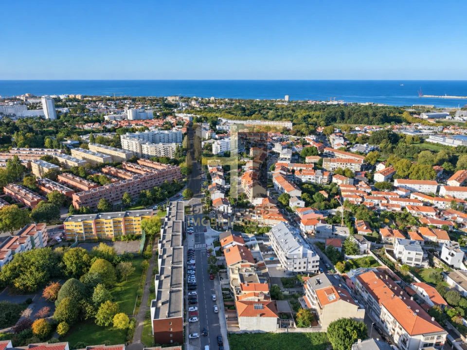 Apartamento T3 para Venda em Aldoar, Foz do Douro e Nevogilde Foto 29