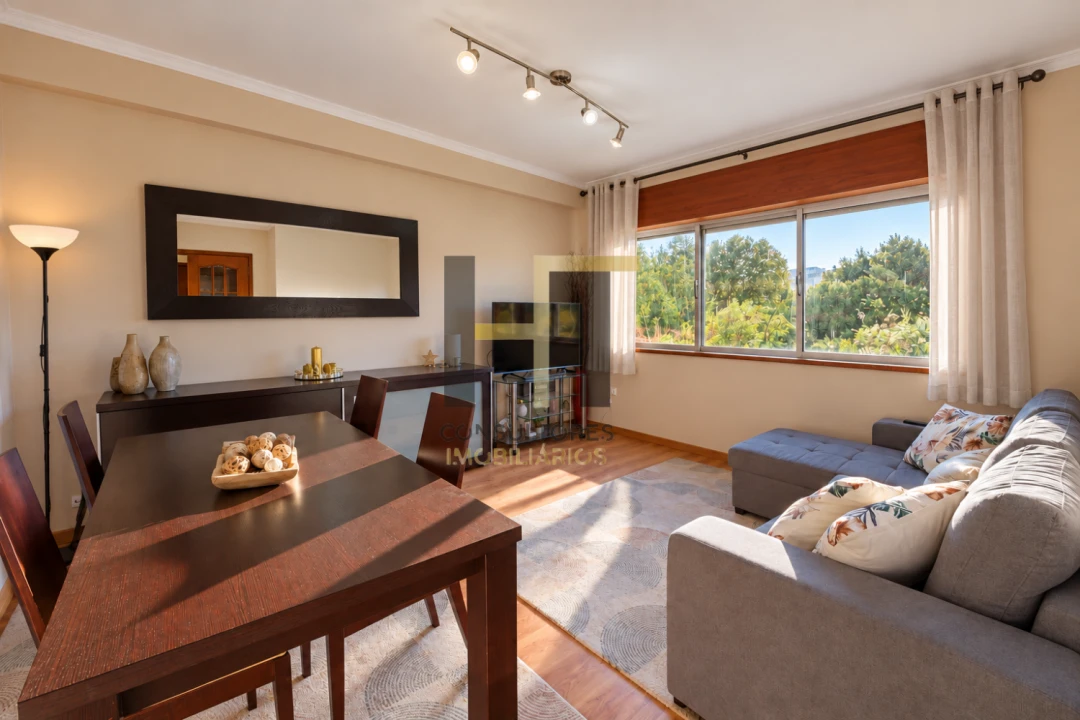 Apartamento T3 para Venda em Aldoar, Foz do Douro e Nevogilde Foto 2