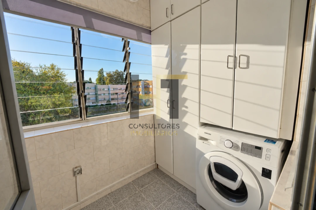 Apartamento T3 para Venda em Aldoar, Foz do Douro e Nevogilde Foto 14