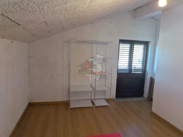 Moradia T3 para Venda em Cernache do Bonjardim, Nesperal e Palhais