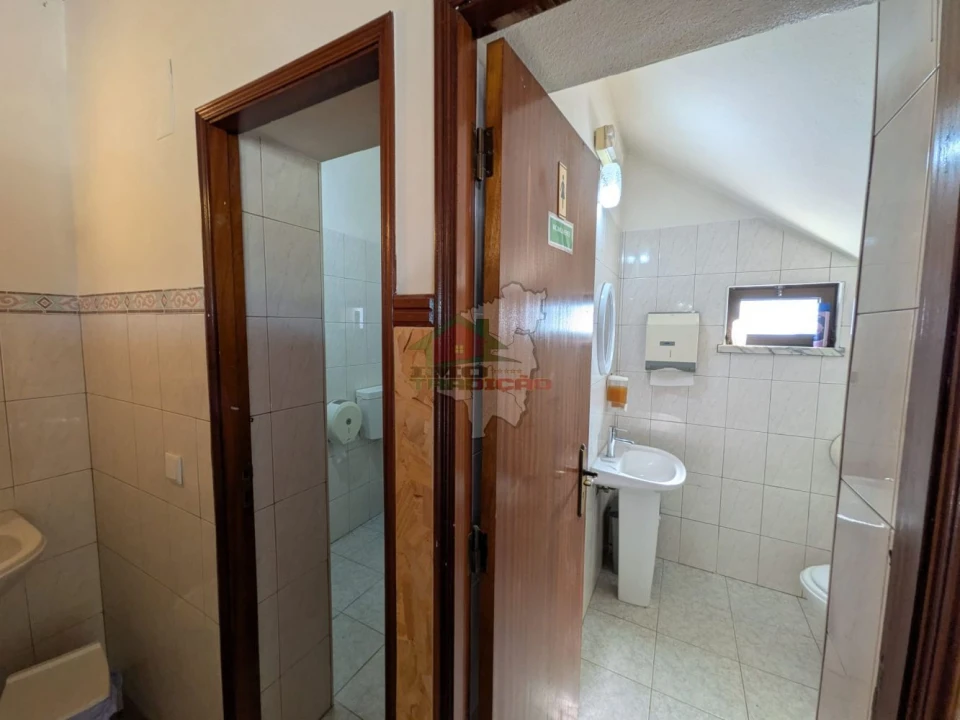 Moradia T3 para Venda em Cernache do Bonjardim, Nesperal e Palhais Foto 10