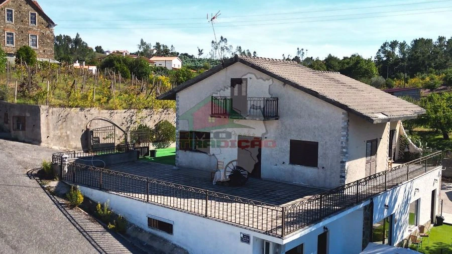 Moradia T3 para Venda em Cernache do Bonjardim, Nesperal e Palhais