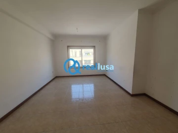 Apartamento T2 para Venda em Madalena