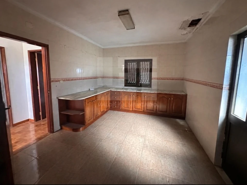 Moradia T2 para Venda em Ovoa e Vimieiro Foto 7