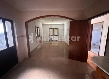 Moradia T2 para Venda em Ovoa e Vimieiro