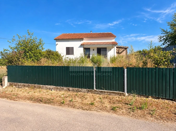 Moradia T2 para Venda em Ovoa e Vimieiro Foto 2