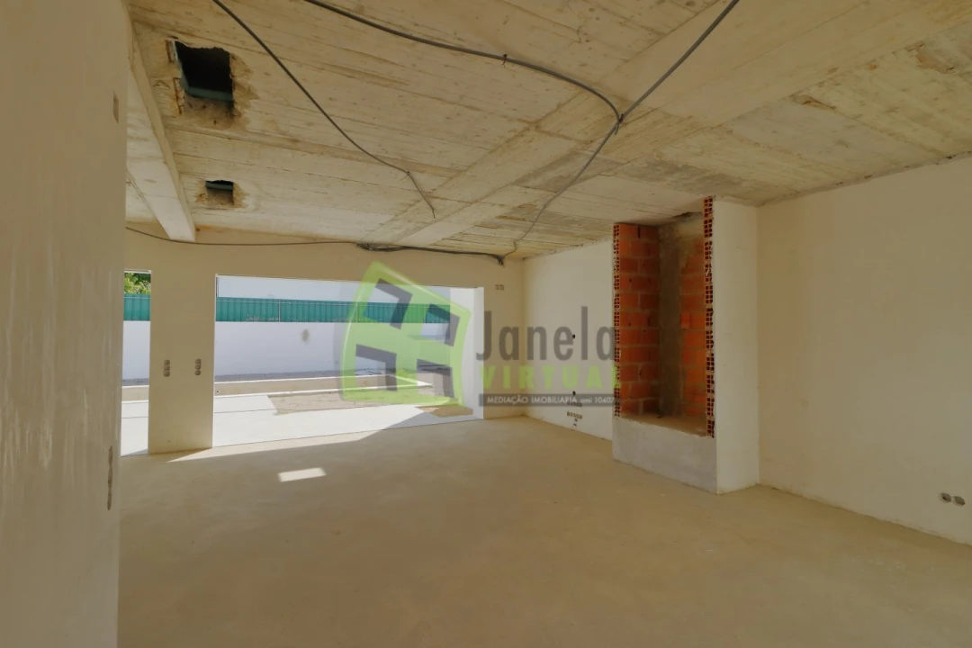 Moradia T4 para Venda em Azeitão (São Lourenço e São Simão) Foto 4