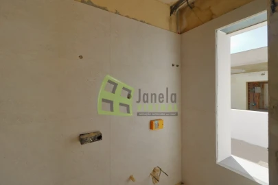 Moradia T4 para Venda em Azeitão (São Lourenço e São Simão)