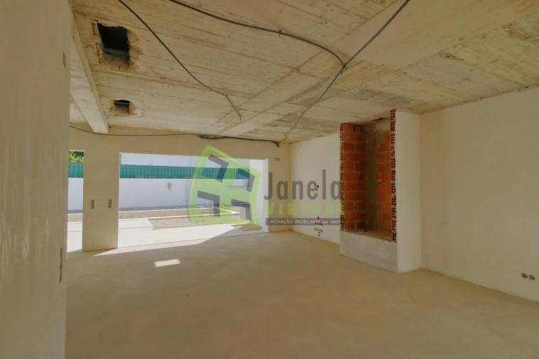 Moradia T4 para Venda em Azeitão (São Lourenço e São Simão) Foto 4