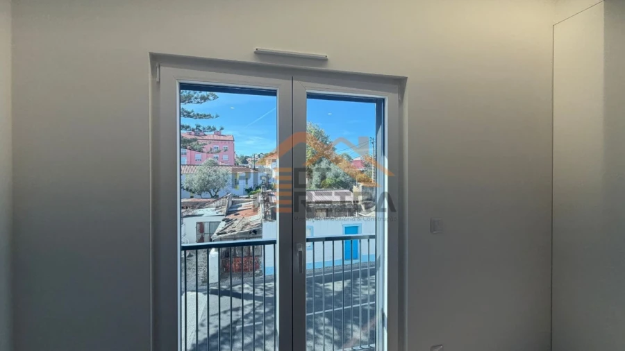 Apartamento T3 para Venda em Ramada e Caneças Foto 6