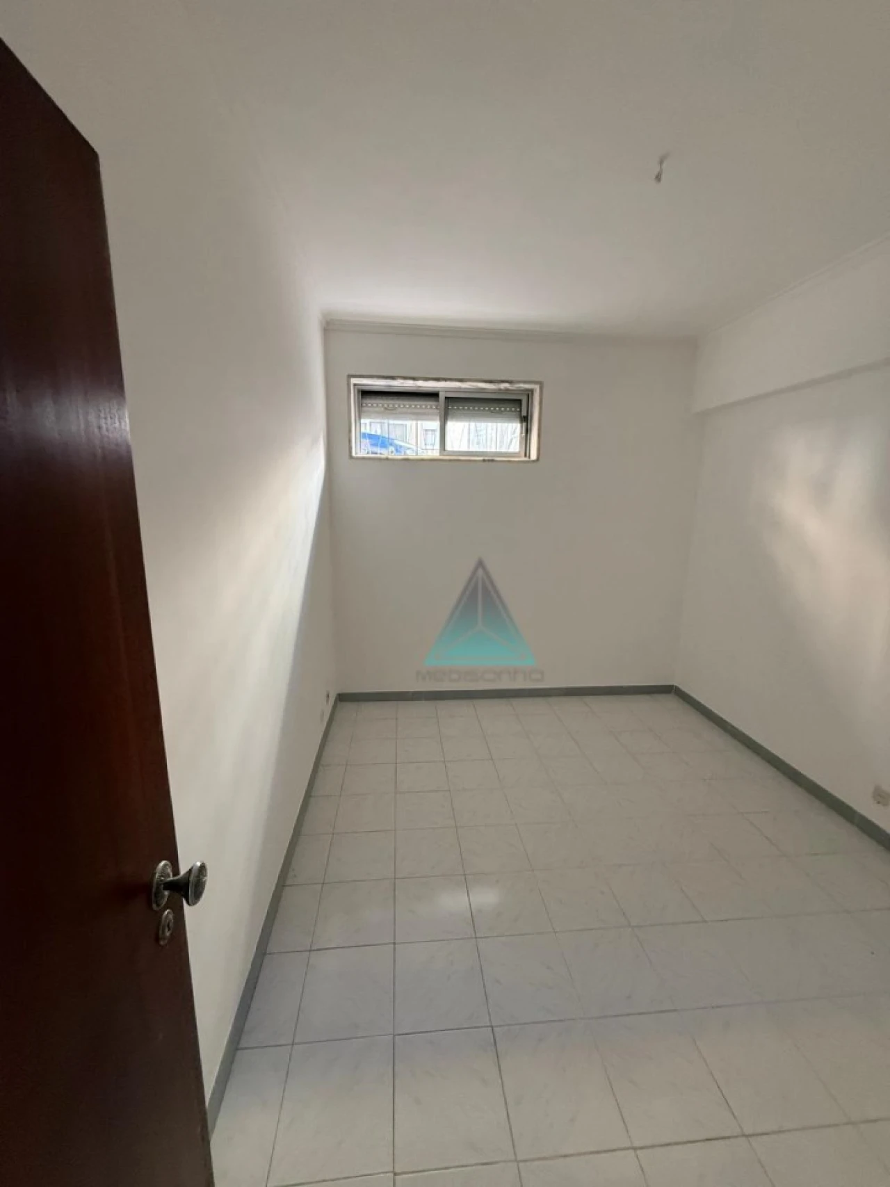 Apartamento T1 para Venda em Amora Foto 9