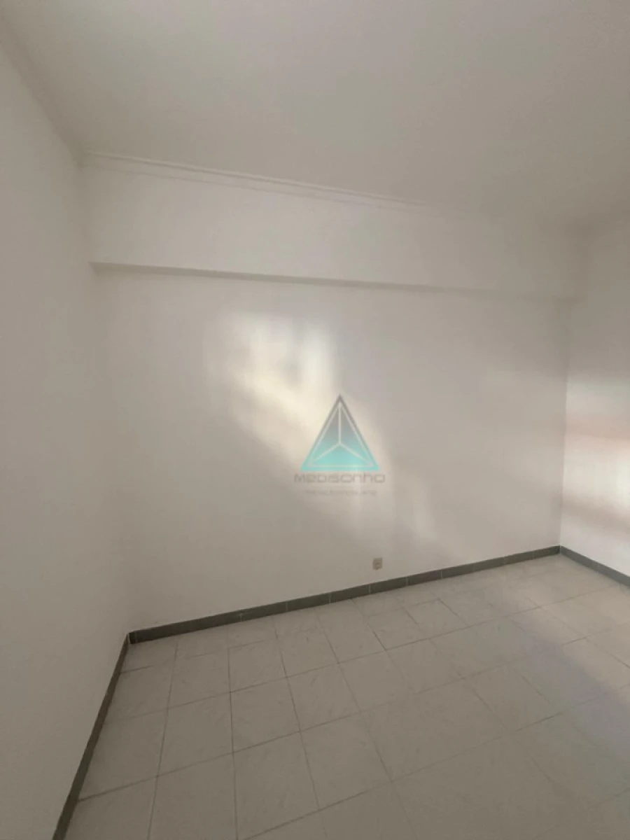 Apartamento T1 para Venda em Amora Foto 14