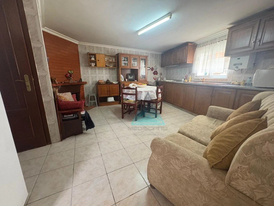 Moradia T3 para Venda em Bouçoães Foto 5