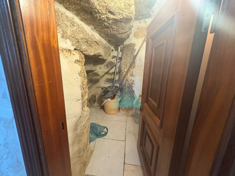 Moradia T3 para Venda em Bouçoães Foto 16