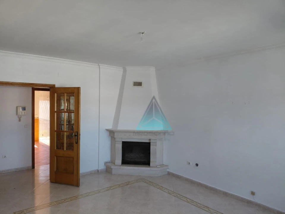 Apartamento T2 para Venda em Quinta do Conde Foto 7