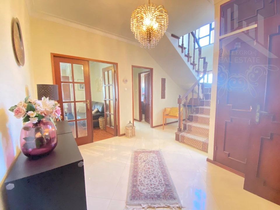 Apartamento T4 para Venda em Campanhã Foto 5