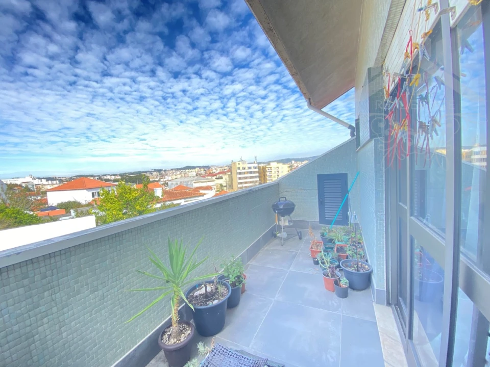 Apartamento T4 para Venda em Campanhã Foto 44