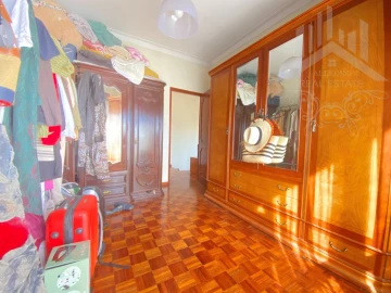 Apartamento T4 para Venda em Campanhã