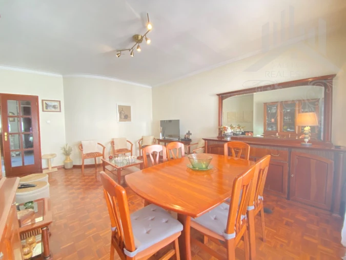 Apartamento T4 para Venda em Campanhã Foto 10