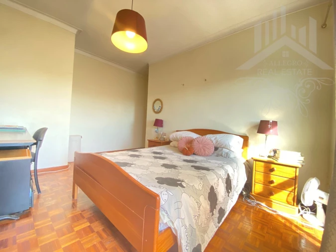 Apartamento T4 para Venda em Campanhã Foto 31
