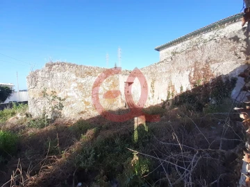 Terreno para Venda em Santa Marta de Portuzelo