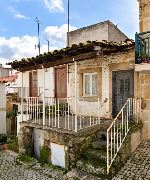 Moradia T3 para Venda em São Miguel de Acha