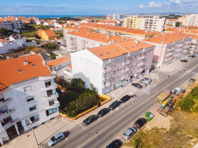 Apartamento T4 para Venda em Peniche Foto 3