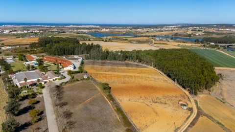 Terreno para Venda em Atouguia da Baleia