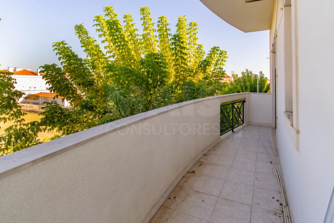 Apartamento T2 para Venda em Samora Correia Foto 8