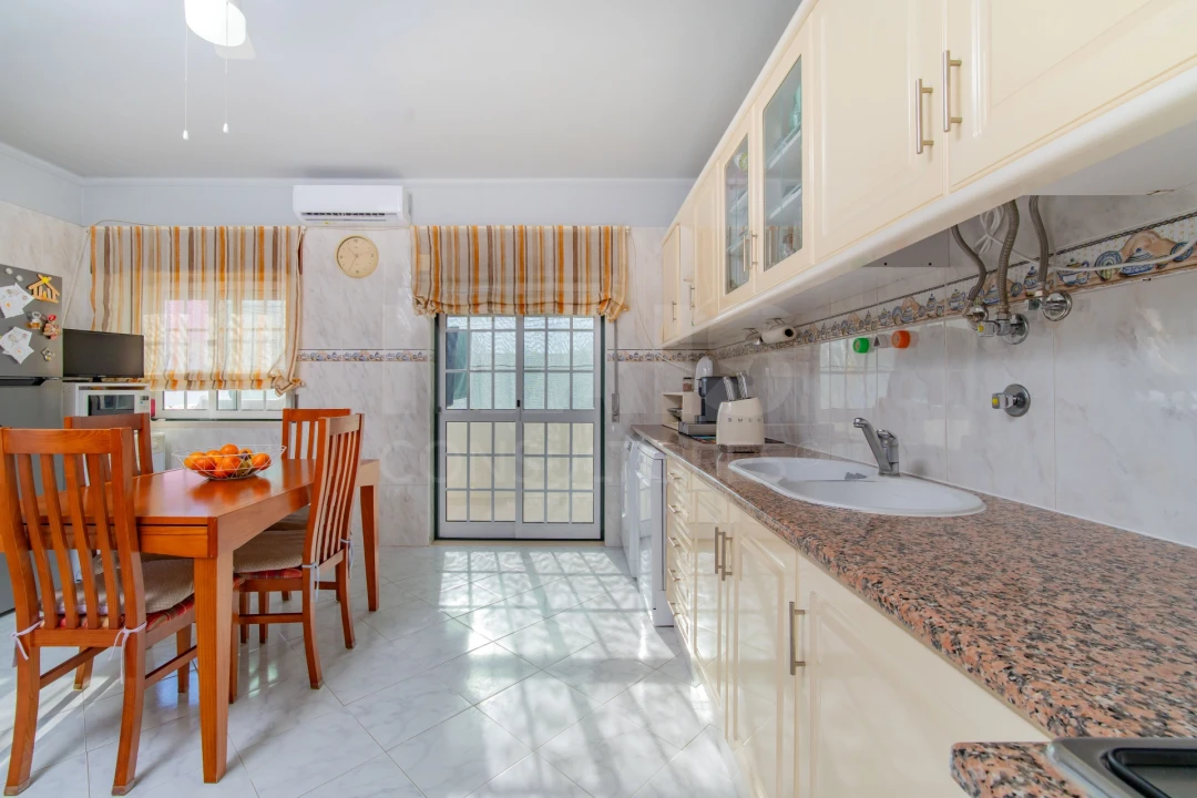 Apartamento T2 para Venda em Samora Correia Foto 5