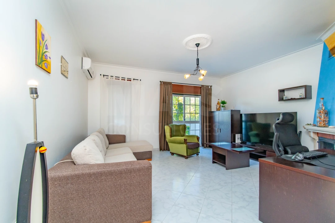 Apartamento T2 para Venda em Samora Correia Foto 9