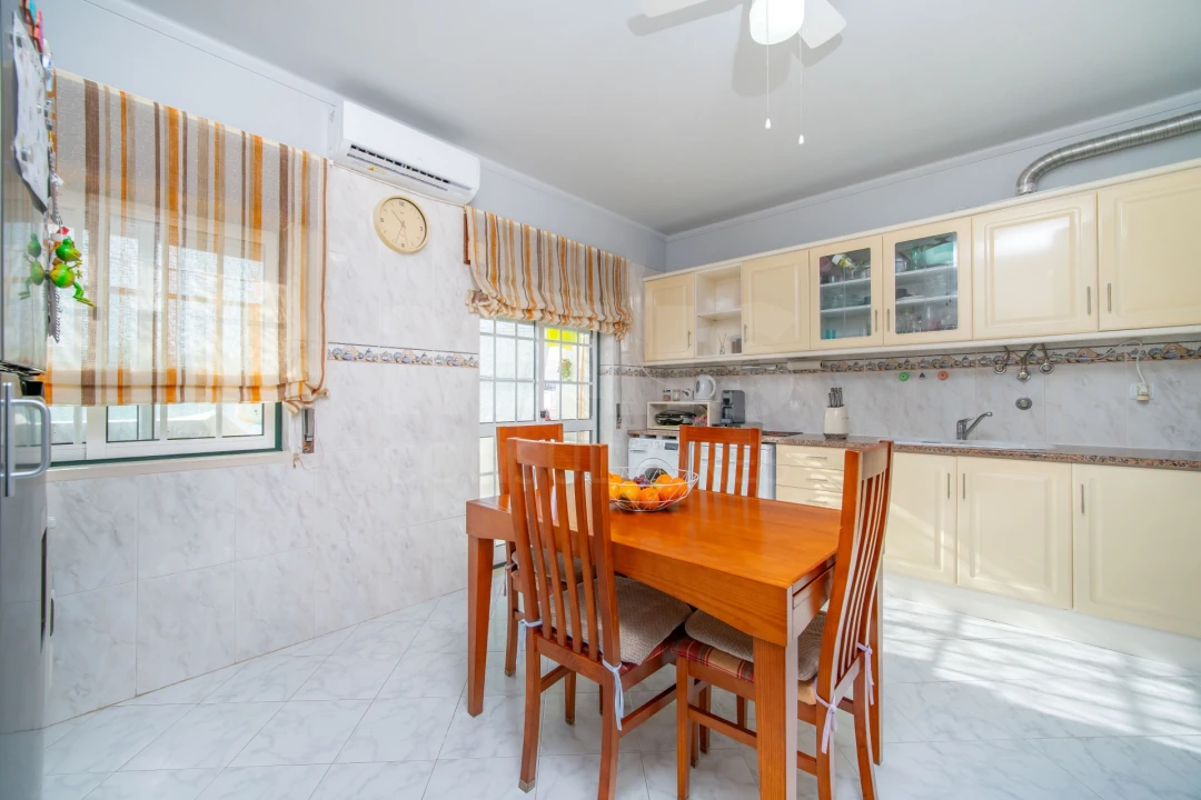 Apartamento T2 para Venda em Samora Correia Foto 3