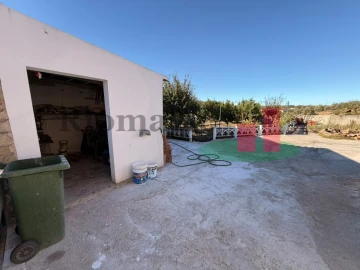 Moradia T4 para Venda em São João da Ribeira e Ribeira de São João