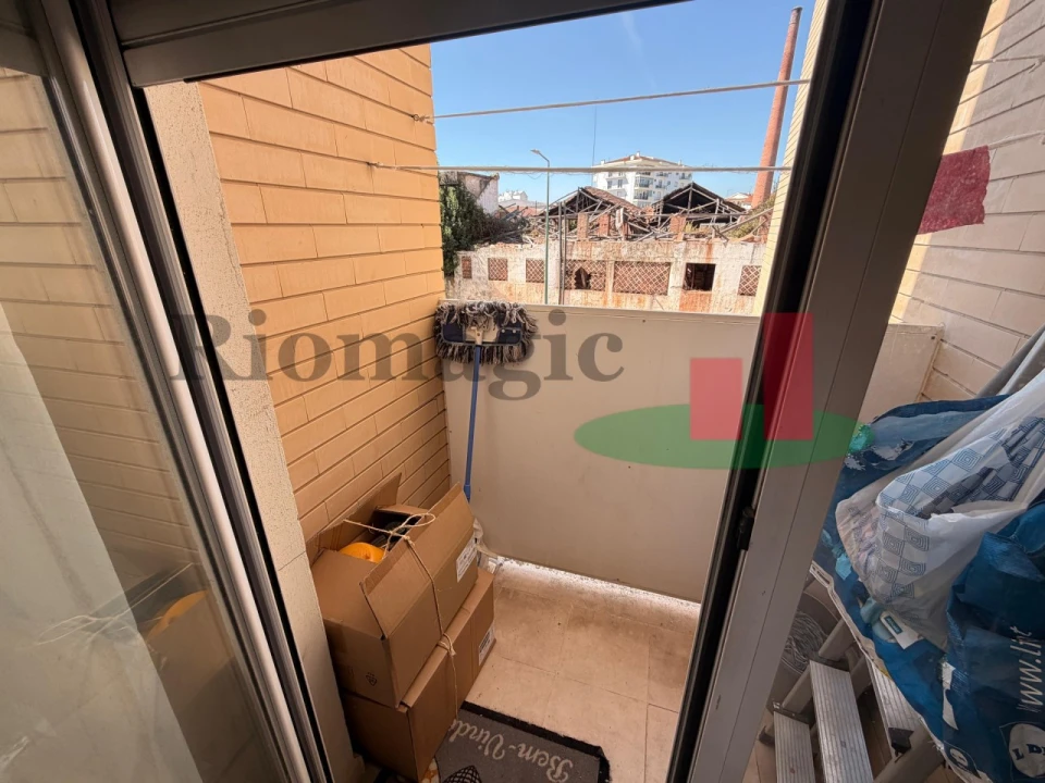 Apartamento T1 para Venda em Rio Maior Foto 12