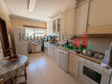 Apartamento T1 para Venda em Rio Maior