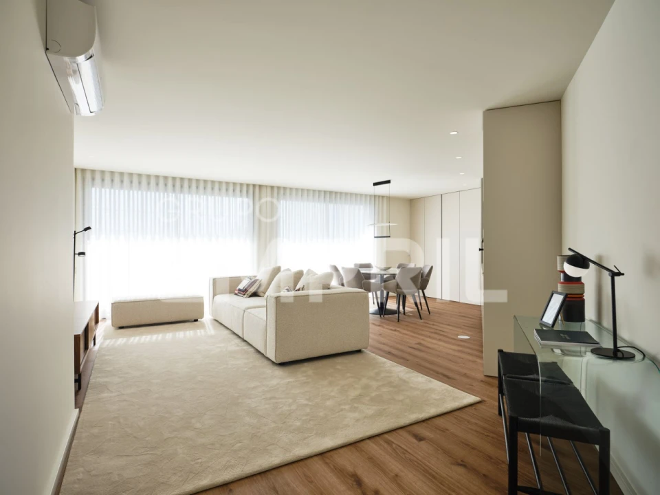 Apartamento T1 para Venda em Arcozelo Foto 5