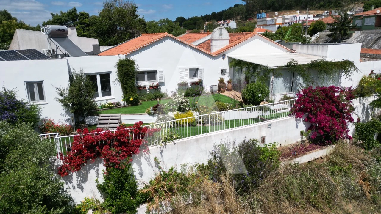 Moradia T3 para Venda em Malveira e São Miguel de Alcainça Foto 3