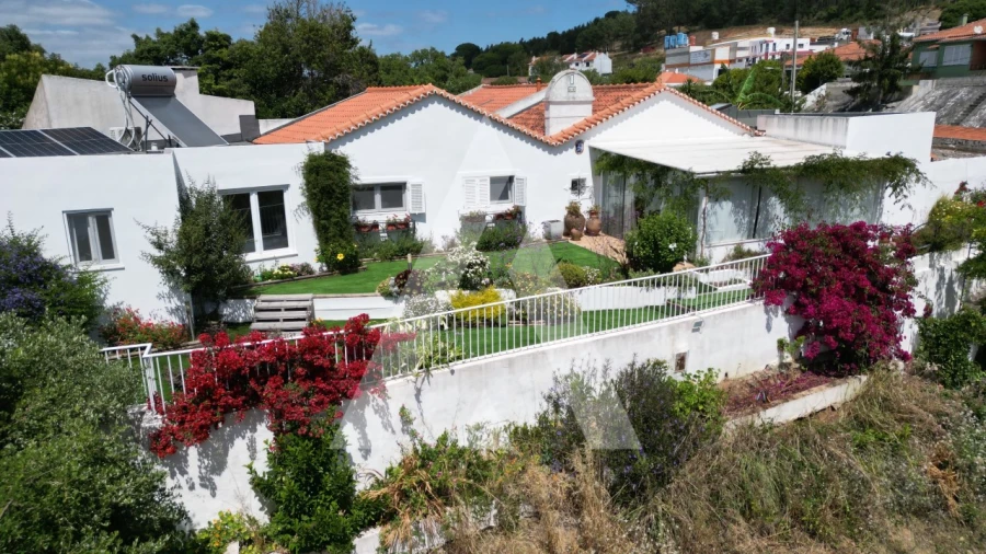 Moradia T3 para Venda em Malveira e São Miguel de Alcainça Foto 3