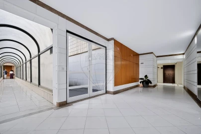 Apartamento T4 para Venda em Carnide